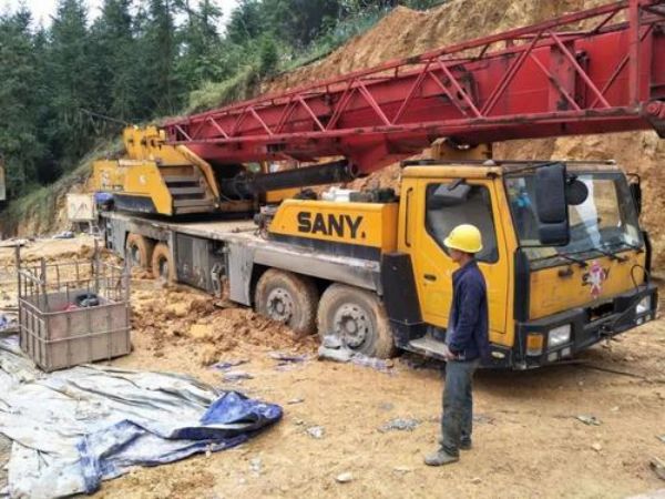 栖霞区吊车出租_吊车租赁及吊装工程施工要点是什么